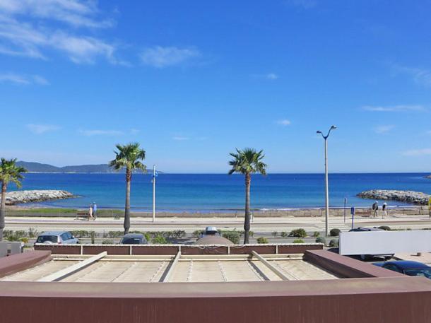 Appartement Cavalaire Face A La Mer Ngoại thất bức ảnh