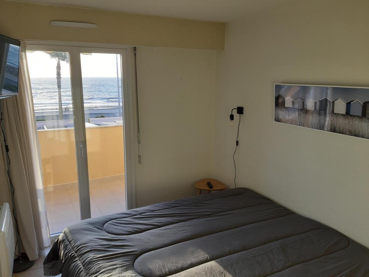 Appartement Cavalaire Face A La Mer Ngoại thất bức ảnh